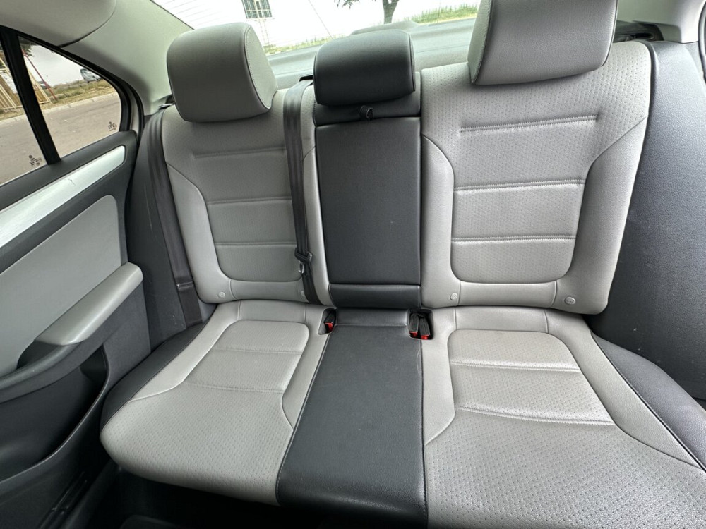 Volkswagen Jetta 2013 год Тирасполь Tiraspol - fotografie 6