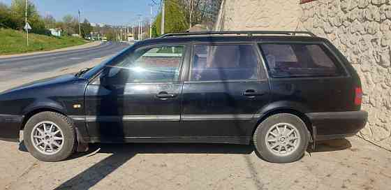 Volkswagen Passat 1995 год Резина Резина