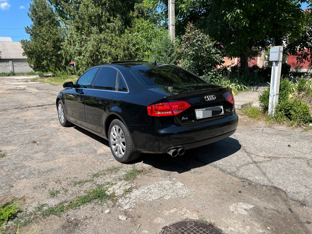 Audi A4 2012 an Bender Bender - fotografie 4