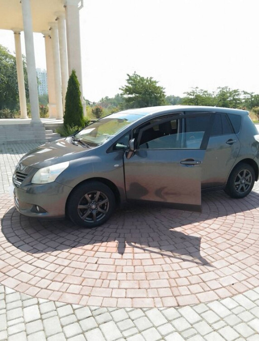 Toyota Verso 2010 год Тирасполь Тирасполь - изображение 7