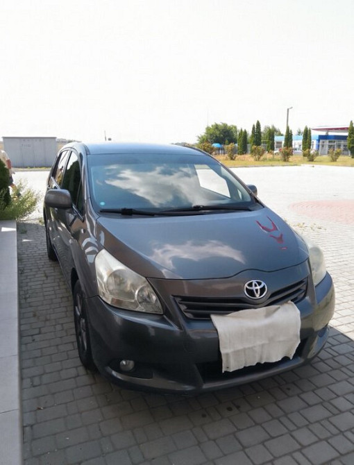 Toyota Verso 2010 год Тирасполь Тирасполь - изображение 4