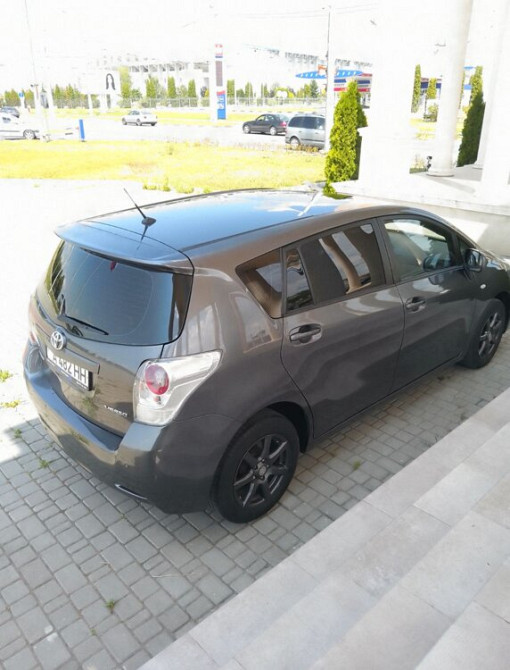 Toyota Verso 2010 год Тирасполь Тирасполь - изображение 2