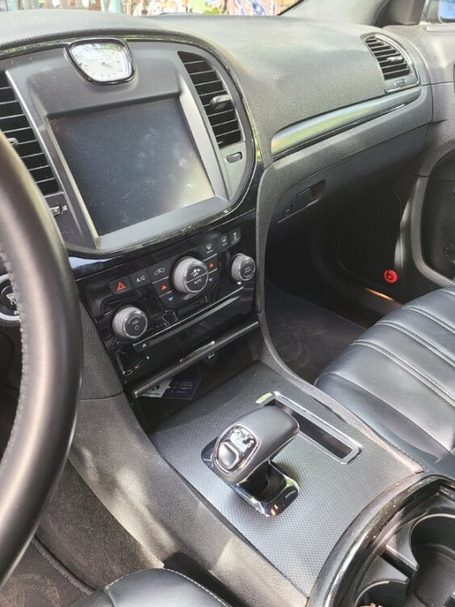 Chrysler 300C 2014 год Тирасполь Тирасполь - изображение 9