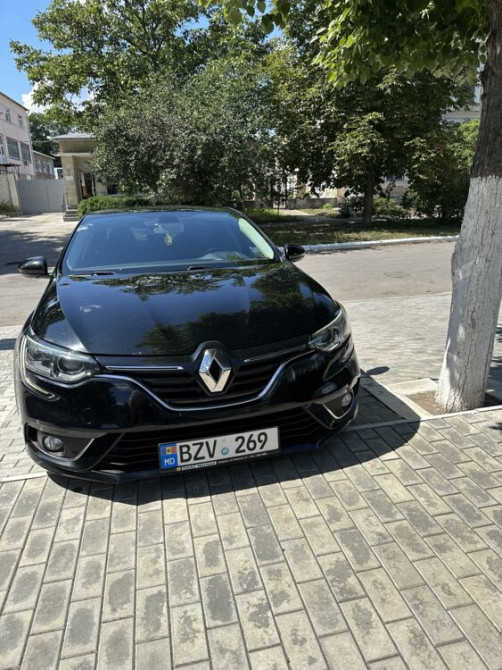 Renault Megane 2016 an Bender Bender - fotografie 1