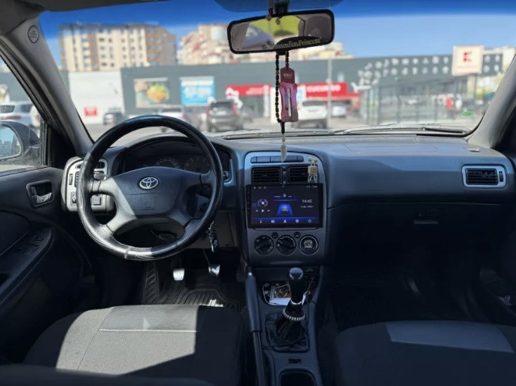 Toyota Avensis 2001 год Кишинёв Кишинёв - изображение 9