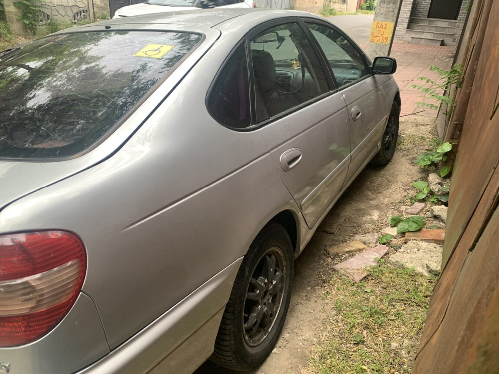 Toyota Avensis 2001 год Кишинёв Кишинёв - изображение 6