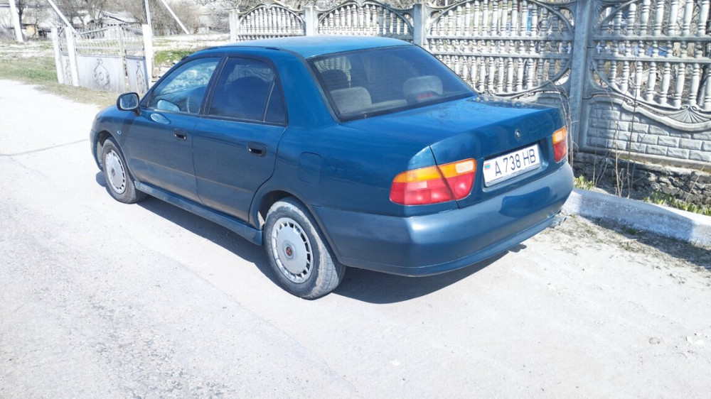 Mitsubishi Carisma 1997 an Rîbnița Rîbnița - fotografie 3