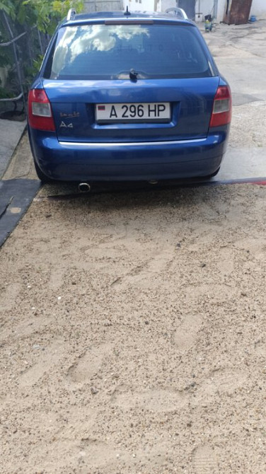 Audi A4 2004 год Парканы Парканы - изображение 4