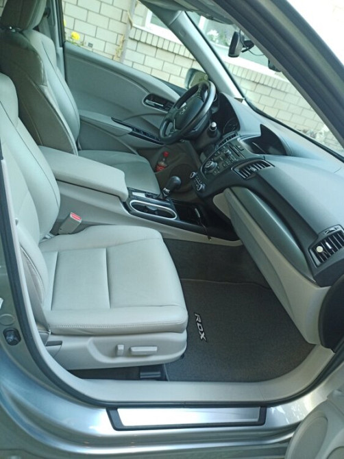 Продаю автомобиль ACURA RDX. 2018 г. (HONDA), бензин, 18000 $ Рыбница - изображение 3