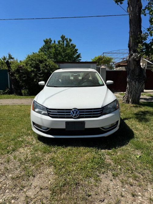 Volkswagen Passat 2012 год Тирасполь Тирасполь - изображение 3