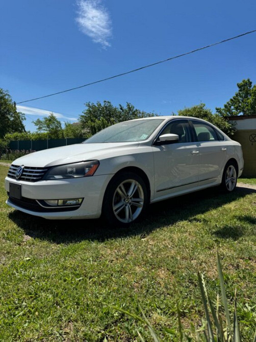 Volkswagen Passat 2012 год Тирасполь Тирасполь - изображение 2