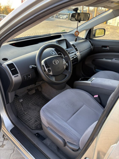 Toyota Prius 2004 год Тирасполь Тирасполь - изображение 2