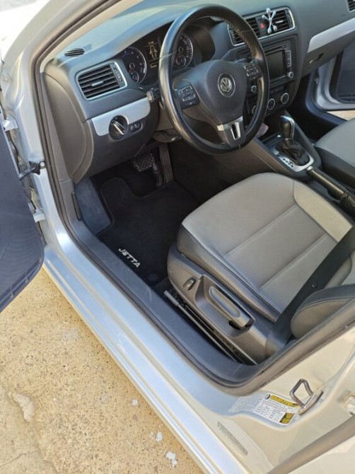 Volkswagen Jetta 2013 год Суклея Суклея - изображение 2