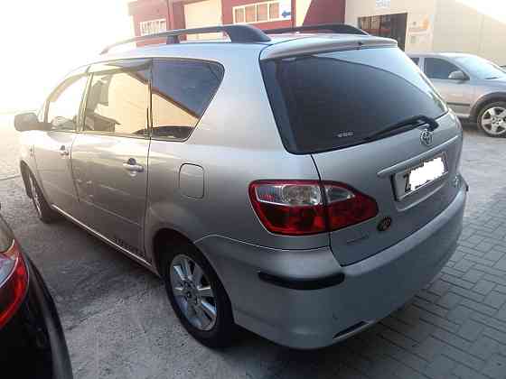 Toyota Avensis Verso 2004 год Тирасполь Тирасполь