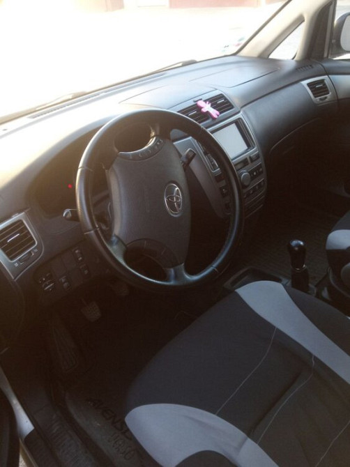 Toyota Avensis Verso 2004 год Тирасполь Тирасполь - изображение 6