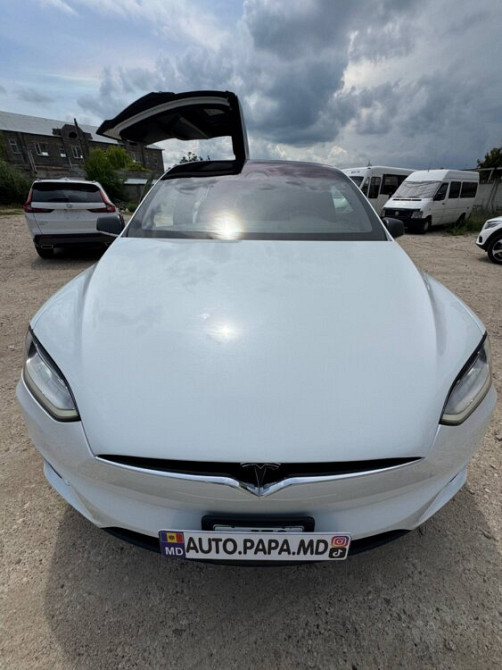 Tesla Model X 2020 an Tiraspol Tiraspol - fotografie 8