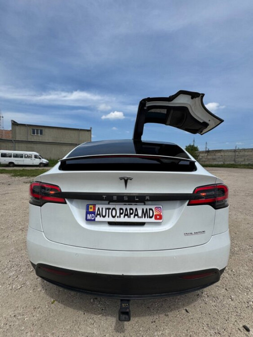 Tesla Model X 2020 an Tiraspol Tiraspol - fotografie 10