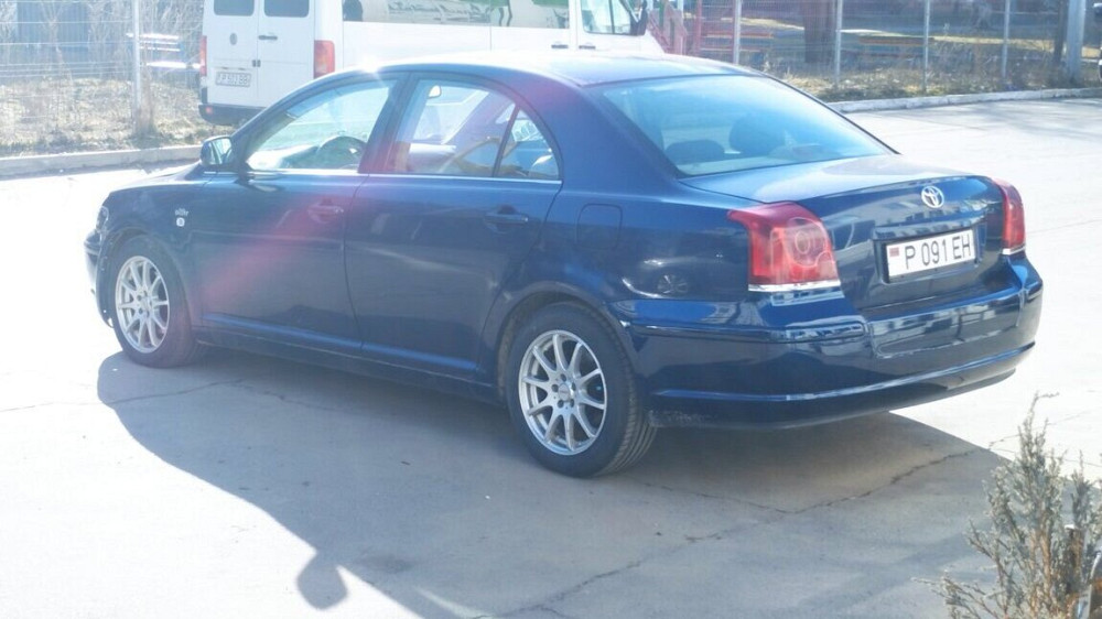 Toyota Avensis 2004 год Рыбница Рыбница - изображение 3
