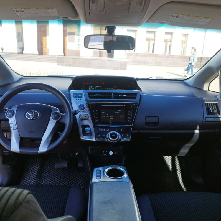 Toyota Prius 2015 an Tiraspol Tiraspol - fotografie 2