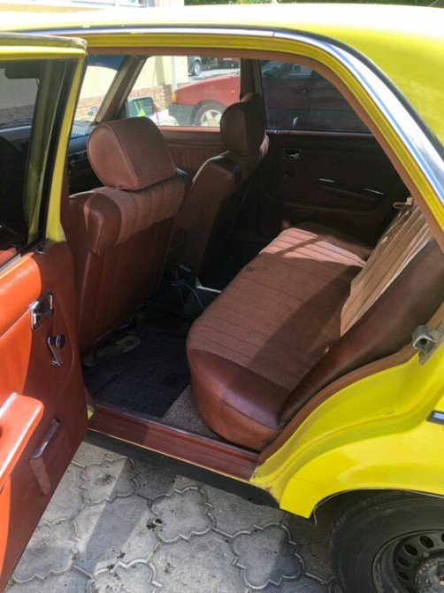 Mercedes W123 1980 an Tiraspol Tiraspol - fotografie 4