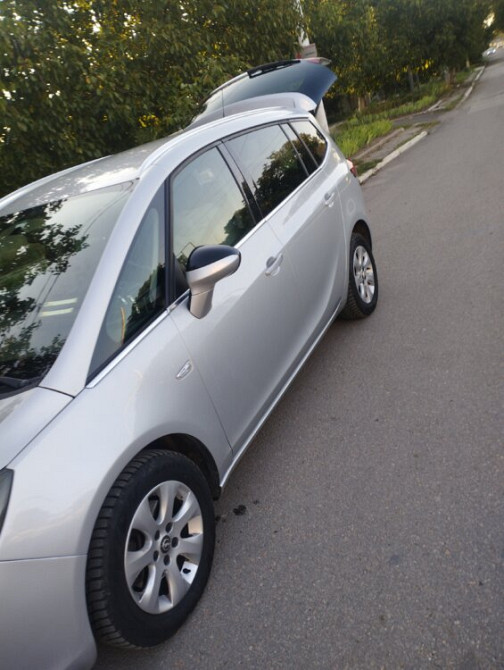 Opel Zafira 2012 год Бендеры Бендеры - изображение 6