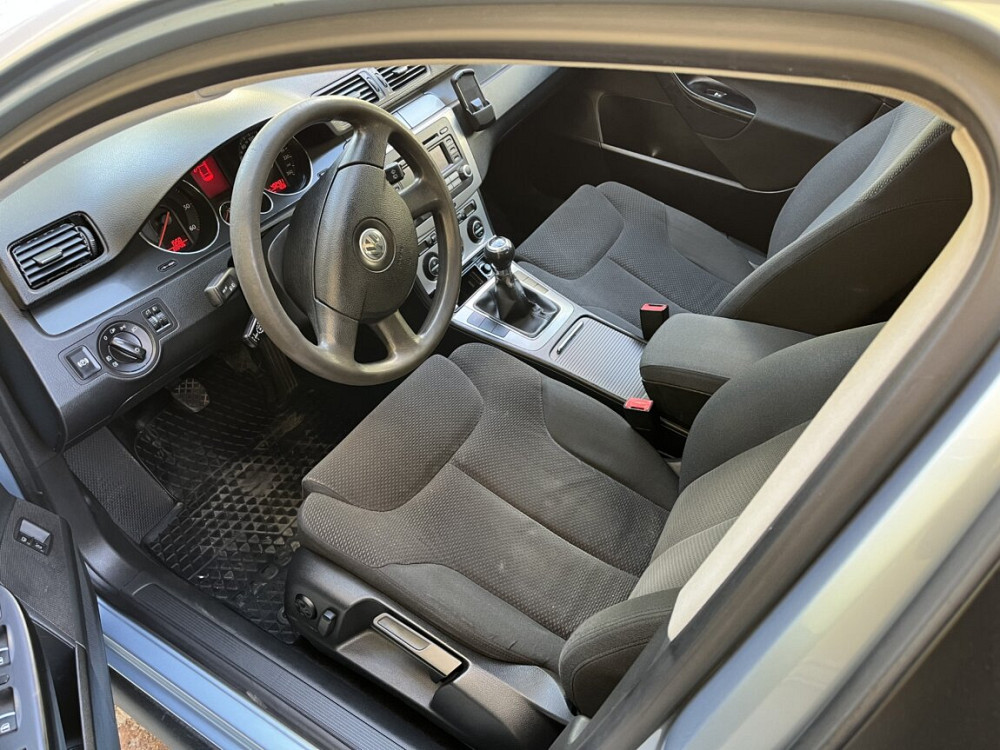 Volkswagen Passat 2006 год Бендеры Бендеры - изображение 4