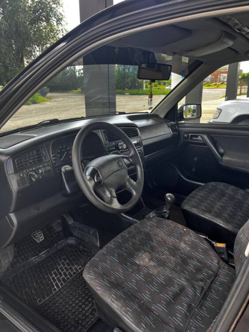 Volkswagen Golf 1994 год Тирасполь Тирасполь - изображение 4