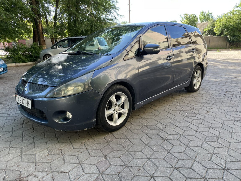 Mitsubishi Grandis 2005 an Tiraspol Tiraspol - fotografie 1
