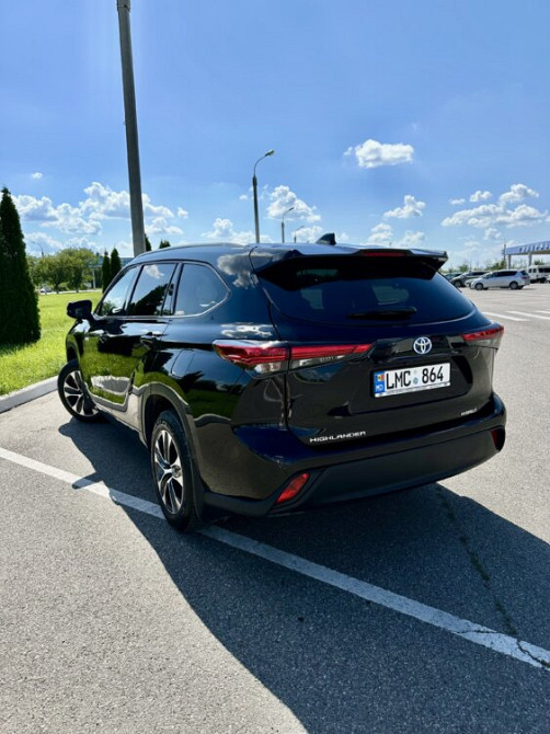 Toyota Highlander 2021 год Тирасполь Тирасполь - изображение 2