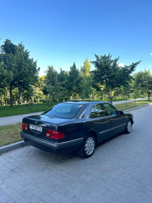 Mercedes E-Class 1996 год Бендеры Бендеры - изображение 3