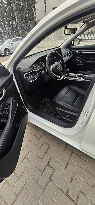 Geely Emgrand 2024 год Кишинёв Кишинёв - изображение 7