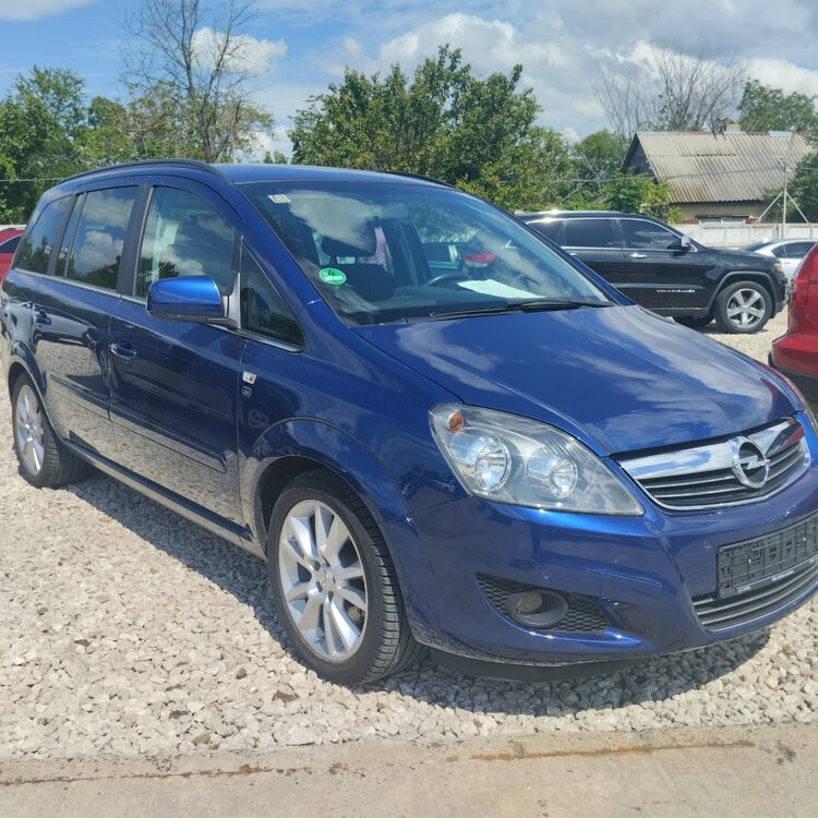 Opel Zafira 2010 год Тирасполь Тирасполь - изображение 3