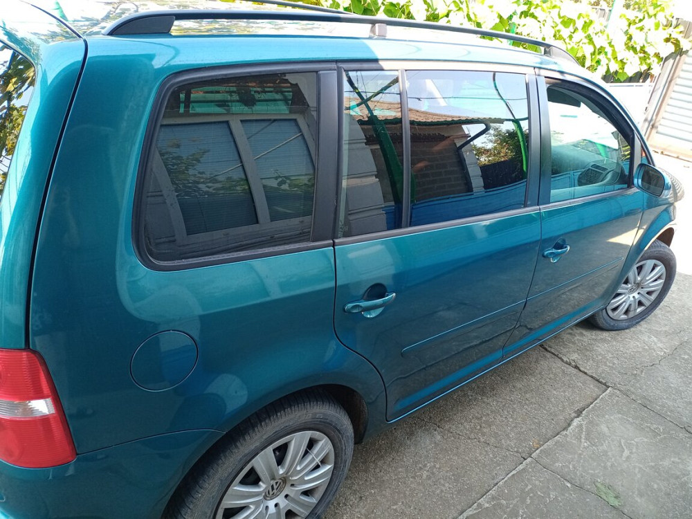 Volkswagen Touran 2004 год Тирасполь Тирасполь - изображение 2