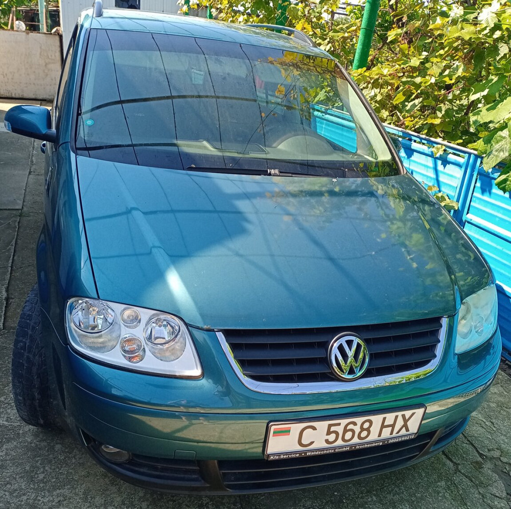 Volkswagen Touran 2004 год Тирасполь Тирасполь - изображение 1