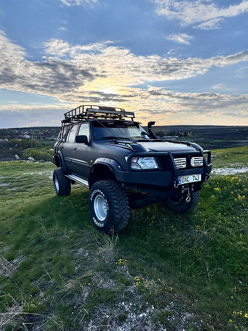 Nissan Patrol 2002 год Кишинёв Кишинёв - изображение 3