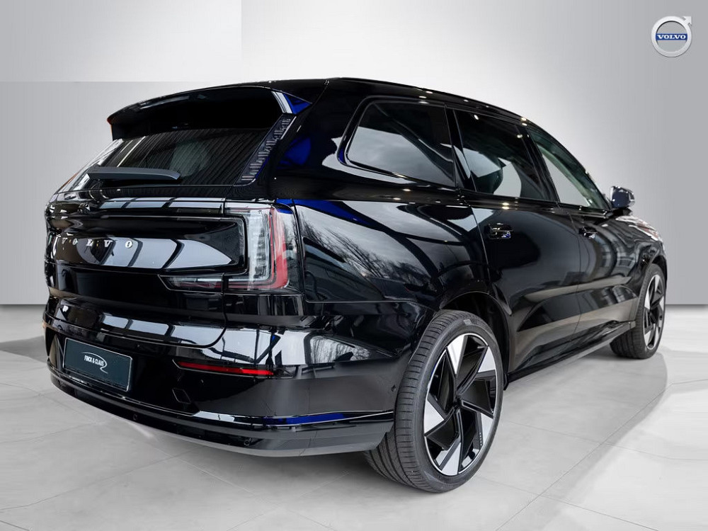 Volvo EX90 Сороки - изображение 2