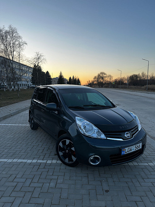 Nissan Note 2012 год Кишинёв Кишинёв - изображение 1