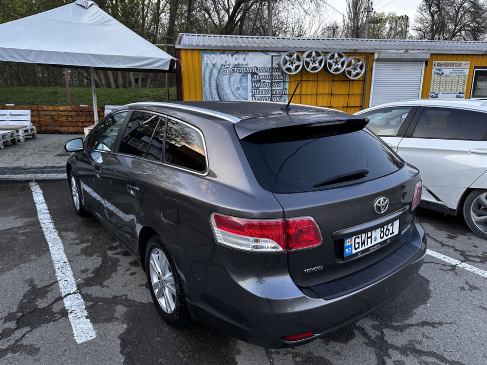 Toyota Avensis 2010 год Рыбница Рыбница - изображение 2