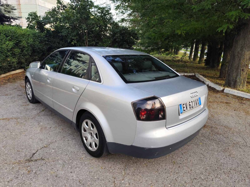 Audi A4 2001 an Tiraspol Tiraspol - fotografie 6
