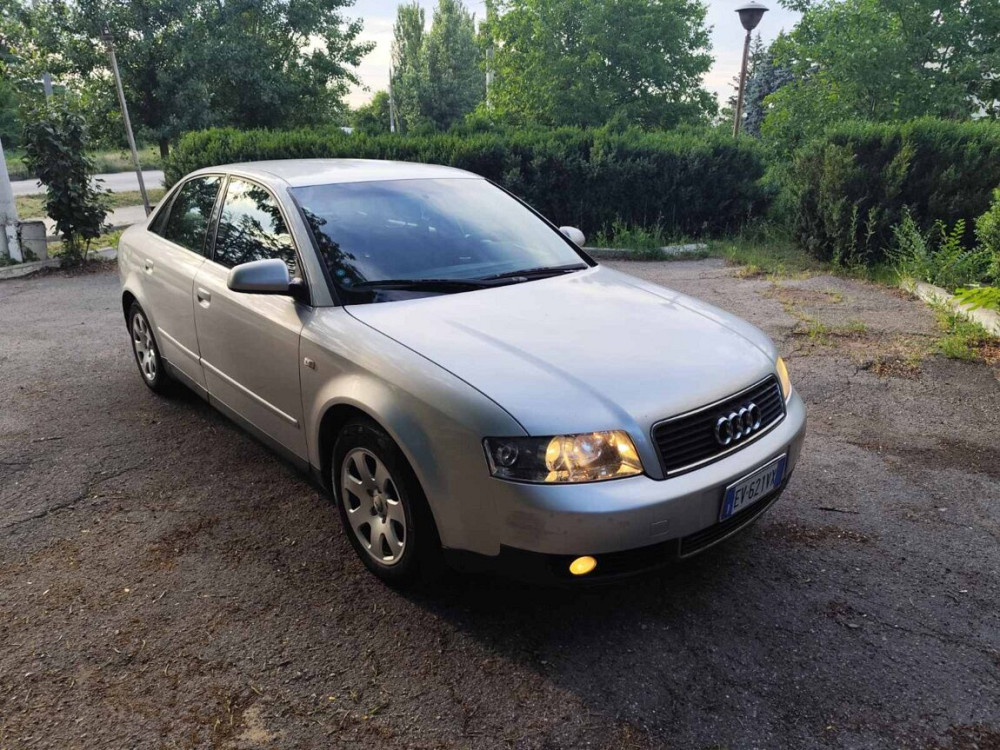 Audi A4 2001 an Tiraspol Tiraspol - fotografie 2
