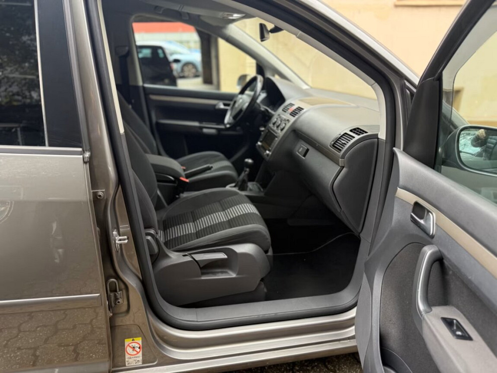 Volkswagen Touran 2007 год Маяк Маяк - изображение 10