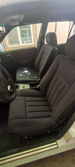 Mercedes W124 1992 год Тирасполь Тирасполь - изображение 4