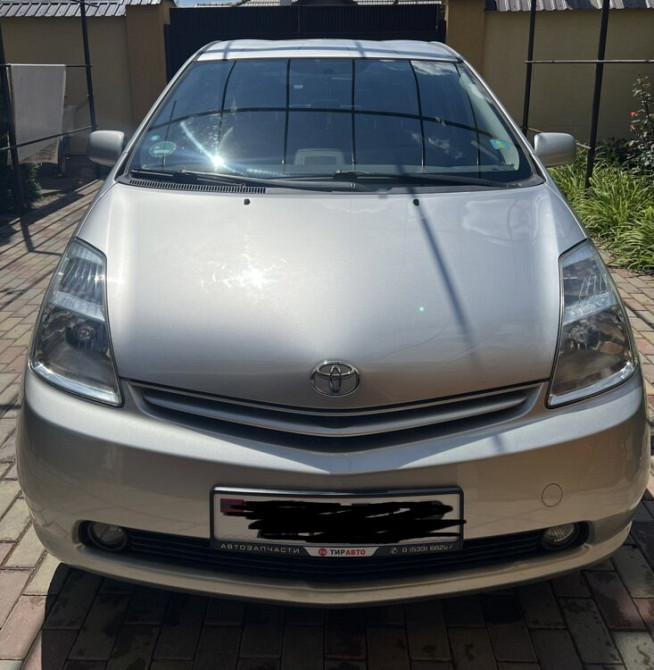 Toyota Prius 2004 год Бендеры Бендеры - изображение 2