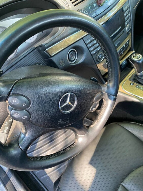 Mercedes E-Class 2007 an Slobozia Slobozia - fotografie 4