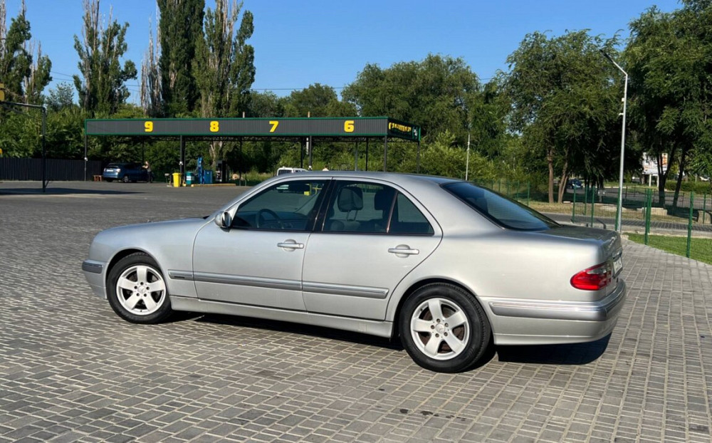 Mercedes E-Class 2001 год Тирасполь Тирасполь - изображение 3