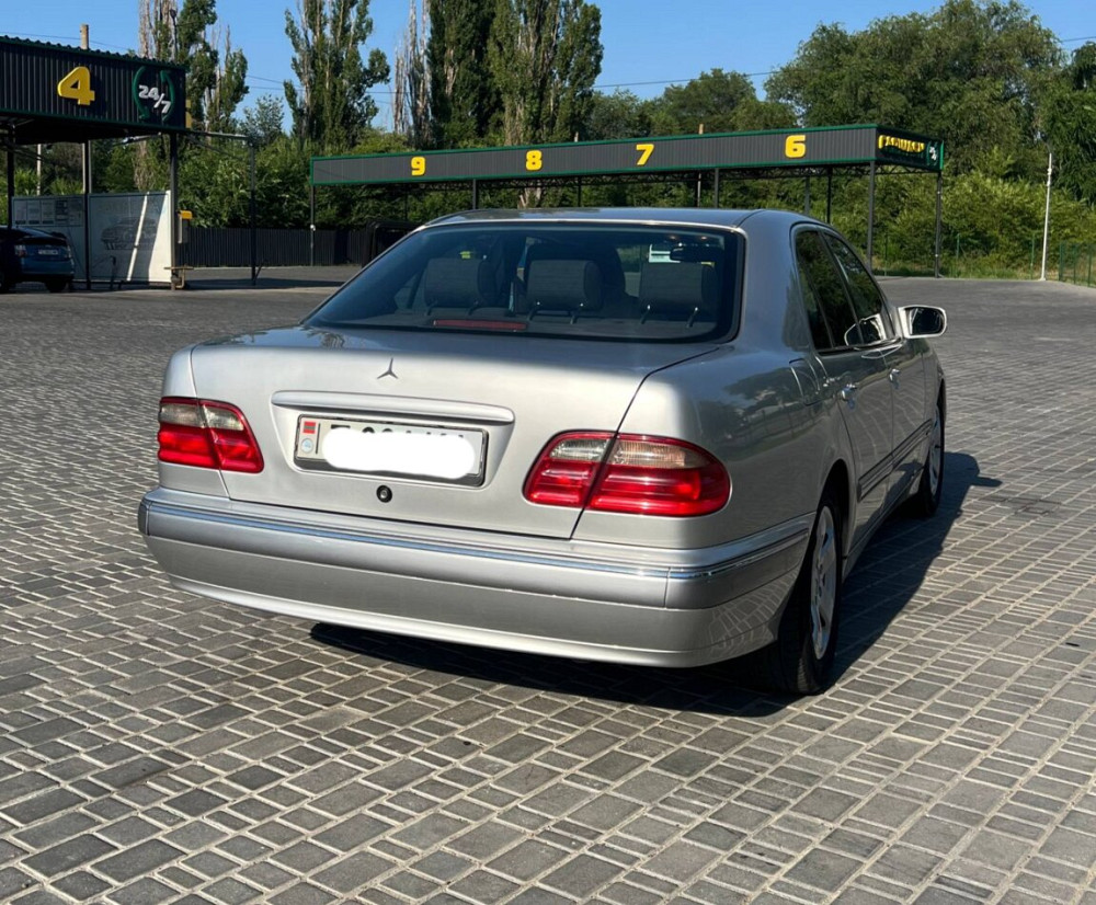 Mercedes E-Class 2001 год Тирасполь Тирасполь - изображение 4