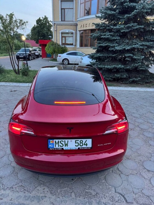 Tesla Model 3 2021 год Тирасполь Тирасполь - изображение 4