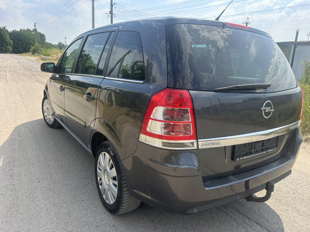Opel Zafira 2011 an Grigoriopol Grigoriopol - fotografie 3