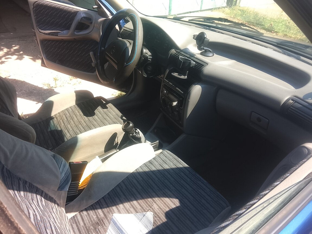 Opel Astra 1992 год Бендеры Бендеры - изображение 3