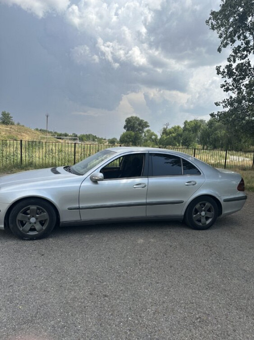 Mercedes E-Class 2003 an Slobozia Slobozia - fotografie 1